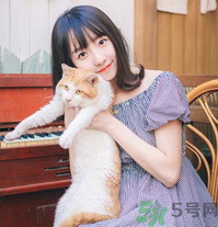 皮膚不白的人染什么顏色的頭發(fā)？頭發(fā)顏色怎么選擇？