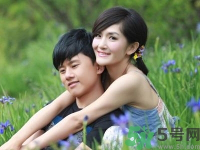 為什么男人喜歡姐弟戀？姐弟戀男人的心理