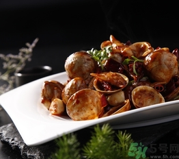 蜆子黑色東西是什么？蜆子肉里面黑色的東西能吃嗎？