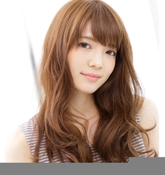 皮膚不白的人染什么顏色的頭發(fā)？頭發(fā)顏色怎么選擇？