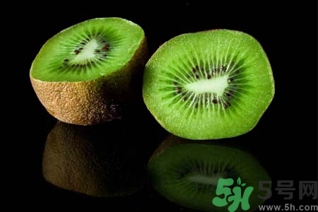獼猴桃紅心黃心綠心哪個(gè)最好？黃心獼猴桃和紅心獼猴桃的區(qū)別