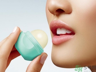 eos潤(rùn)唇球真?zhèn)?eos潤(rùn)唇球真假 eos潤(rùn)唇球真?zhèn)?eos潤(rùn)唇球真假