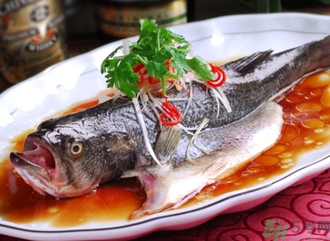 鱸魚蒸多長時(shí)間？鱸魚怎么蒸？