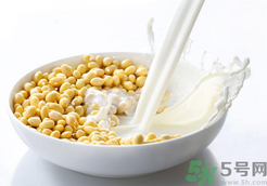 豆?jié){粉有營養(yǎng)嗎？豆?jié){粉結(jié)塊還能喝嗎？