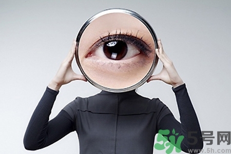 眼睛干澀發(fā)癢怎么回事？眼睛干澀發(fā)癢怎么辦？