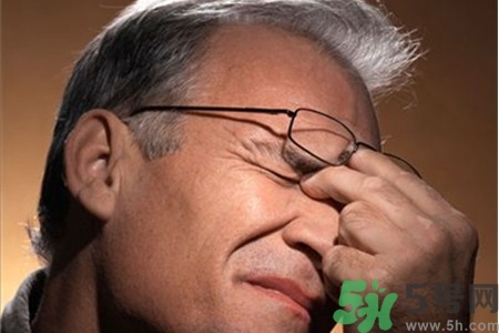 眼睛干澀發(fā)癢怎么回事？眼睛干澀發(fā)癢怎么辦？