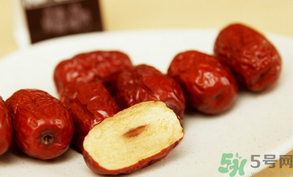 紅棗放久了還能吃嗎？紅棗放久了還可以吃嗎？