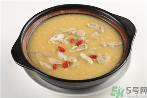 豬大腸的營(yíng)養(yǎng)價(jià)值 豬大腸的功效與作用 豬大腸的營(yíng)養(yǎng)價(jià)值 豬大腸的功效與作用