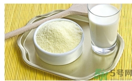 嬰兒奶粉大人能喝嗎？嬰兒奶粉大人喝了會(huì)怎樣？