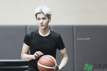 丑男怎么追美女？丑女怎么追帥哥？