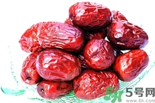 冬棗和紅棗的營(yíng)養(yǎng)價(jià)值哪個(gè)高？冬棗和紅棗哪個(gè)熱量高？