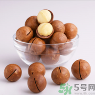 百草味和三只松鼠哪個(gè)好吃?百草味和三只松鼠哪個(gè)便宜? 百草味和三只松鼠哪個(gè)好吃?百草味和三只松鼠哪個(gè)便宜?