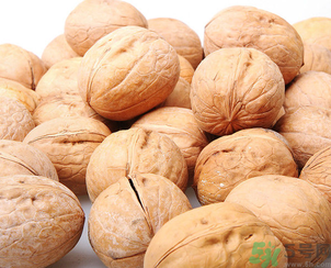 干核桃可以保存多久？干核桃能放多久？