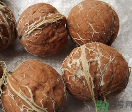 核桃長毛了還能吃嗎？核桃長毛了怎么辦？