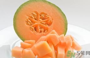 哈密瓜為什么會(huì)苦？哈密瓜發(fā)苦還能吃嗎？