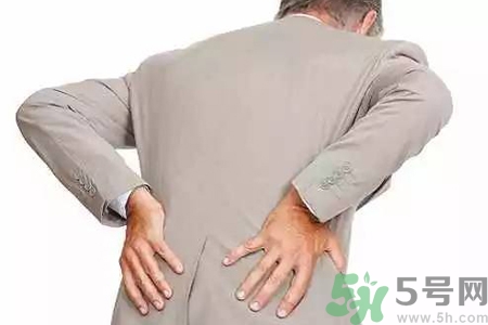 后背刺痛是怎么回事？后背刺痛是怎么辦？