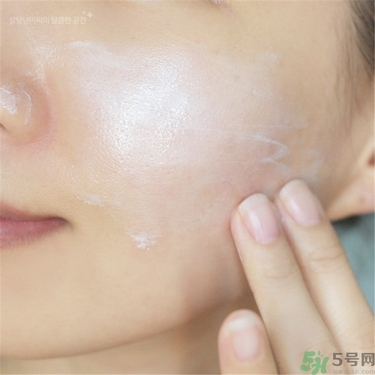 芭妮蘭夢(mèng)幻婚禮素顏霜怎么用？芭妮蘭素顏霜使用方法