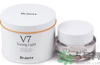 素顏霜晚上可以用嗎？素顏霜晚上用還是白天用好？