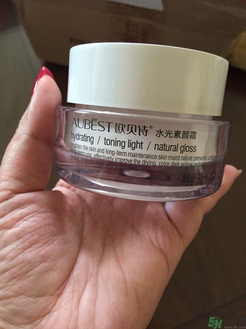 歐貝詩v7素顏霜多少錢?歐貝詩v7素顏霜專柜價(jià)格 歐貝詩v7素顏霜多少錢?歐貝詩v7素顏霜專柜價(jià)格