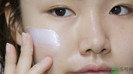 芭妮蘭素顏霜怎么樣？芭妮蘭素顏霜好用嗎？