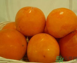 脆柿子不能跟什么一起吃？甜柿子不能跟什么一起吃？