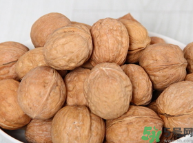 帶殼核桃能放多久？帶殼核桃保質(zhì)期