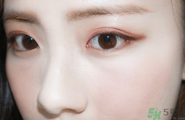 謎尚小黃人眼影色號 謎尚小黃人眼影試色 謎尚小黃人眼影色號 謎尚小黃人眼影試色