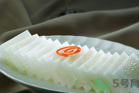 秋天吃白蘿卜好嗎？吃白蘿卜有什么好處和壞處？