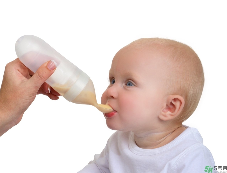 奶瓶什么牌子好？奶瓶消毒要煮多久？