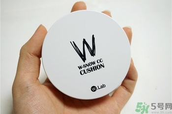 w.lab雪花氣墊色號(hào) w.lab黑色白色雪花氣墊試色圖 w.lab雪花氣墊色號(hào) w.lab黑色白色雪花氣墊試色圖