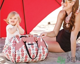 媽媽包哪個(gè)牌子好？媽媽包里面裝什么必備