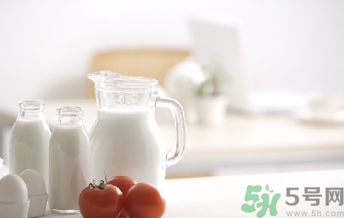 牛奶過(guò)期了還能喝嗎？牛奶過(guò)期了如何利用？