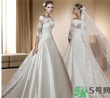 十月份結(jié)婚穿什么衣服?10月份結(jié)婚穿什么婚紗? 十月份結(jié)婚穿什么衣服?10月份結(jié)婚穿什么婚紗?