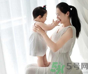 吸乳器怎么用？吸乳器手動好還是電動好？