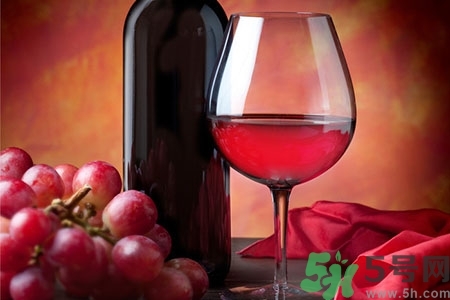 葡萄酒什么時(shí)候喝最好？一天什么時(shí)間喝葡萄酒最好？