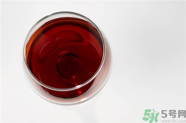 葡萄酒不能和什么一起吃？葡萄酒和什么食物相克？