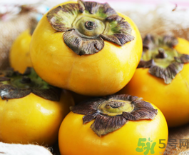 硬柿子不能和什么一起吃？吃硬柿子不能吃什么？