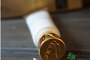 ahc黃金眼霜怎么辨別真假?ahc黃金眼霜真假鑒別 ahc黃金眼霜怎么辨別真假?ahc黃金眼霜真假鑒別