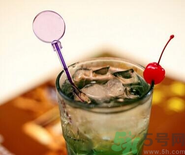 孕婦能喝碳酸飲料嗎？孕婦喝碳酸飲料對(duì)胎兒有影響嗎？