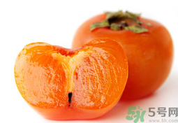 新鮮柿子皮可以吃嗎？吃了柿子皮怎么辦？