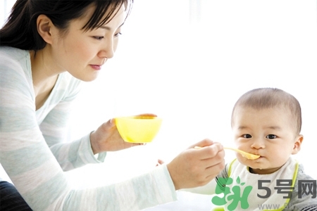 寶寶不吃藥可以加在奶里面嗎？寶寶不吃藥怎么喂比較好？