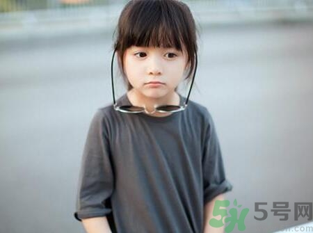 秋季寶寶穿什么衣服？秋天寶寶穿衣注意事項