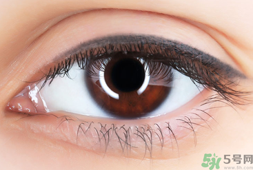 秋天適合割雙眼皮嗎？秋天割雙眼皮好嗎？