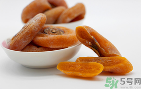 柿餅不能和什么一起吃？柿餅不能和什么同食？