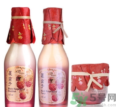 skin food和the face shop哪個(gè)好？思親膚和菲詩(shī)小鋪哪個(gè)好？