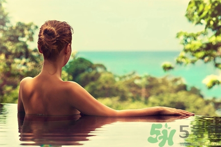 高血壓能泡溫泉嗎？血壓高適合泡溫泉嗎？