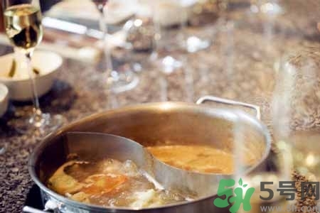 吃火鍋能喝啤酒嗎？吃火鍋喝啤酒對身體好嗎？