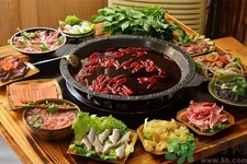 吃火鍋能喝白酒嗎？吃火鍋喝白酒好嗎？