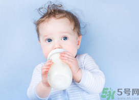 嬰兒秋天拉肚子怎么辦？秋天嬰兒拉肚子怎么辦？