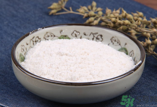 柿餅上的白霜是果肉里折出的什么糖？柿餅上的白霜是什么糖？